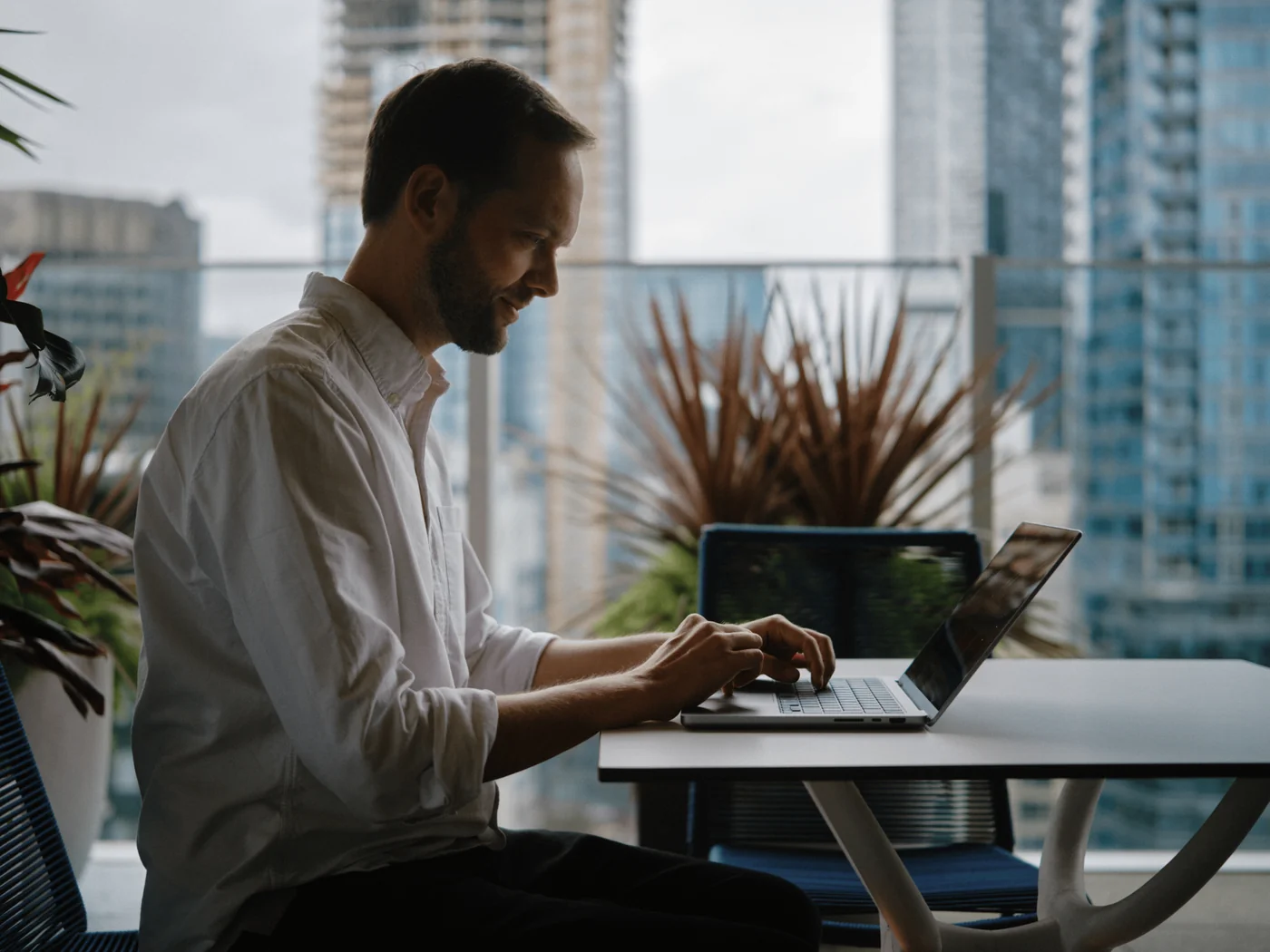 Jack Vaughan working at laptop